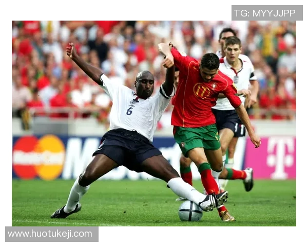 在绿茵场上绽放的爱意足球BL故事中的激情与梦想